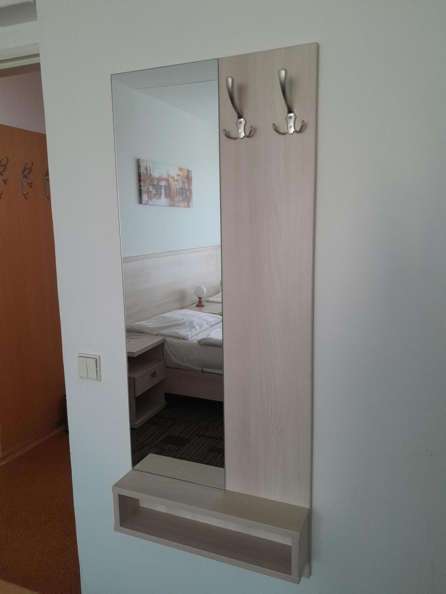 Volha Hostel Praag Buitenkant foto